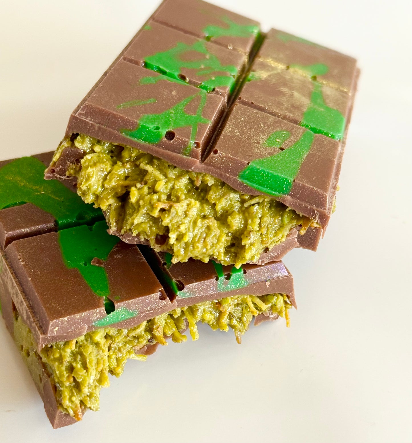 Pistachio Crunch Dubai Chocolate Bar